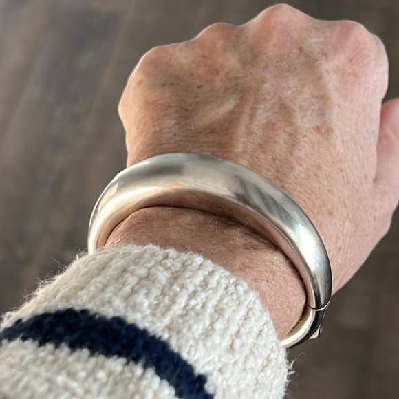 Kendra Scott Kaia Bangle Bracelet With Tags and Dust Bag - Picture 13 of 13